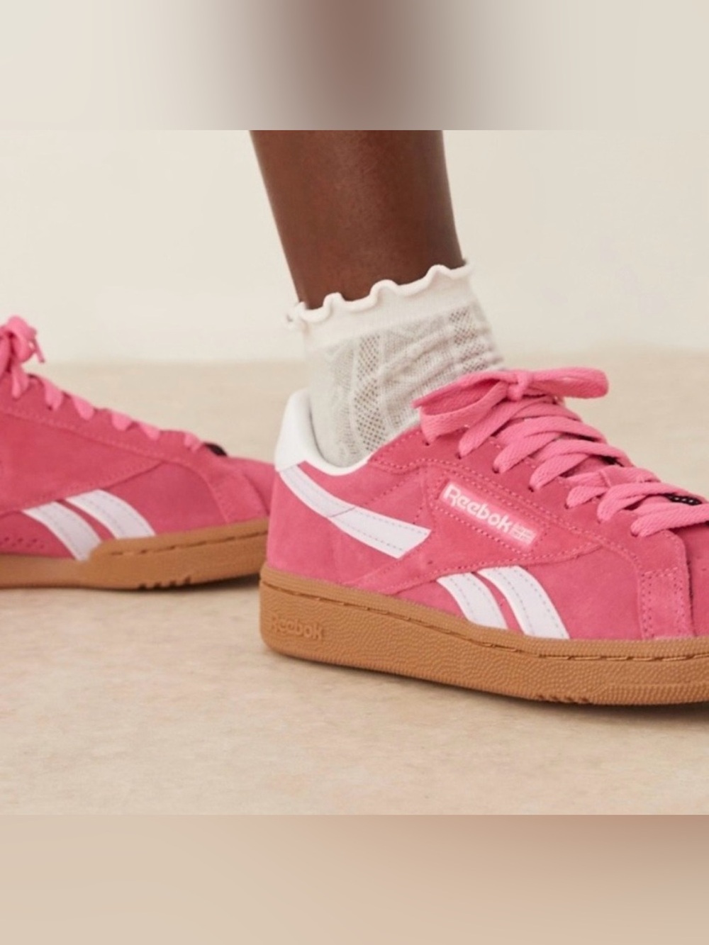 Reebok New Women's Pink Club C Grounds UK Sneakers
Size 7.5 NWOT - Picture 8 of 15